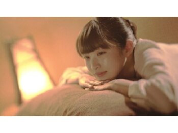 バーン ハナ 四条烏丸店の写真/「いつも頑張りすぎている自分に」足浴から始まるフルコースで、全身の疲れとストレスをリセット。