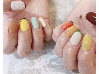 ネイルサロン ティフィン(tiffin)/~カラフルフレンチ~