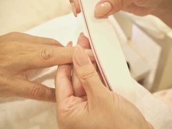 ケアの流れ【5】爪の表面磨き