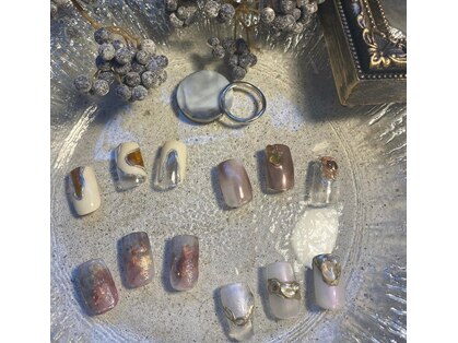 アジュールネイル アンド ビューティー 京橋店(AzurNail & Beauty)の写真
