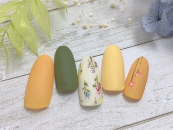 コルジャ(CORUJA)/レトロイエローフラワー♪8250