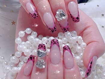 クイーンズネイルサロン(Queen's nail salon)/