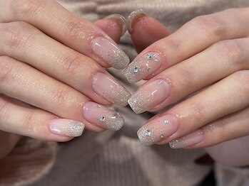 noix【ノワ】【4月9日 NEW OPEN(予定)】の写真/キラキラ韓国系から大人ワンホン系まで、最旬デザインのサンプル多数★指先から特別感が溢れるアート体験♪