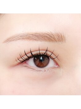 eyelash salon SEASON【シーズン】の写真/【NEW OPEN★南行徳】高技術×丁寧なカウンセリングで目元のお悩みに寄り添う♪丁寧な施術で理想のまつ毛へ