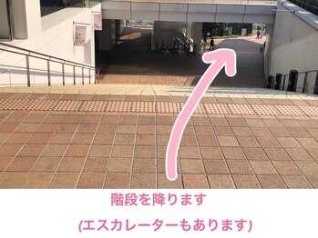 ジアンナ/新宿駅からの道案内（新南改札7