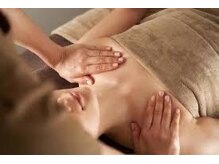 ピアーノ(PIANO)/デコルテマッサージ