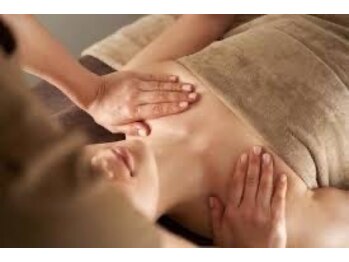 ピアーノ(PIANO)/デコルテマッサージ