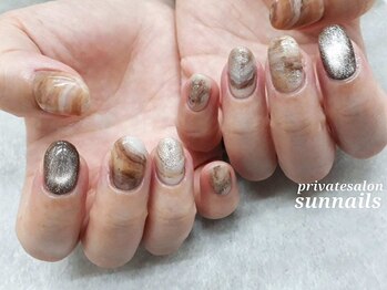 サンネイルズ(sun nails)/ニュアンスネイル