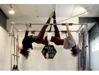 ギークピラティスクラブ(GEEK PILATES CLUB)/ペアレッスン|マシンピラティス