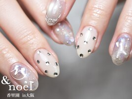 ホワイトドットネイル