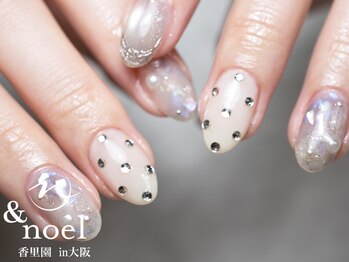 ノエル(Noel)/ホワイトドットネイル