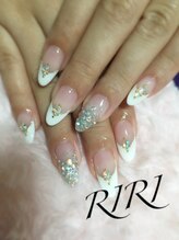 リリ(RIRI)/フレンチアートネイル