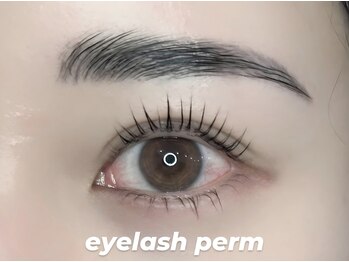 プラス ファースト(Plus 1st)/眉ワックス×まつ毛パーマ