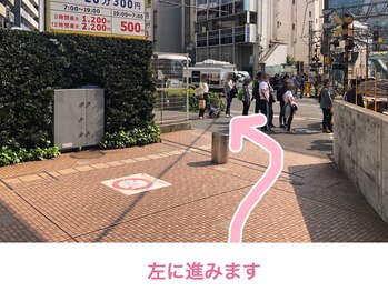 ジアンナ/新宿駅からの道案内（新南改札8