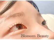 ブロッサムビューティー(Blossom Beauty)/瞼に当たらないまつ毛パーマ♪
