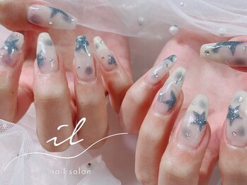 イル 神戸店/チーク×星ネイル