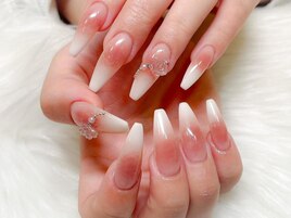 チークネイル/大人上品ネイル