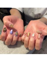 リルム(Relum)/ゴールドニュアンスネイル♪