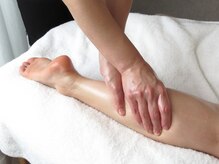 グリッタープラス(glitter plus)の雰囲気（固くなった筋肉とむくみをしっかりほぐして流します）