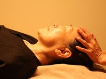 ソムネ(somne)の雰囲気（ほとんどの方が眠りと覚醒のはざま瞑想状態へ）