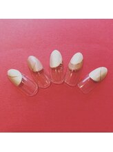 シルス荻窪/バルーンフレンチネイル