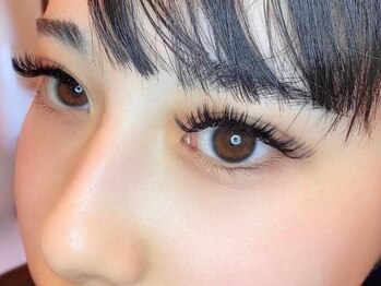 プアマ(puama)の写真/【眉毛wax¥4900/毛量調節込み¥5400】顔の印象はアイブロウで決まる！自眉に合わせて美眉スタイリング