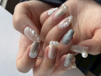 アイネイルズ 梅田店(I nails)の写真/持込デザインOK！卒業式や結婚式のネイルもお任せください♪[梅田]