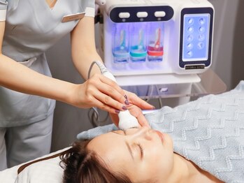 カヌヌ(kanunu)の写真/【最新ハイドラ毛穴洗浄￥4000】黒ずみ・角栓を徹底オフ！透明感あふれる、つるんとした韓国美肌へ♪