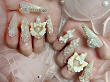 ベリッシモォセンスアーレ/黄色担当ネイル