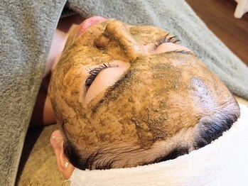 イーオ(io)の写真/ハーブピーリング専門店≪シミ/小じわ/くすみ/毛穴≫のお悩みを一気に改善！若々しいハリ感のあるお肌に♪