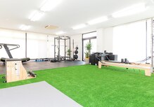 リベース(REBASE)