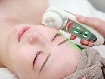 プルソワン 江坂/《肌別エレクトロポレーション》