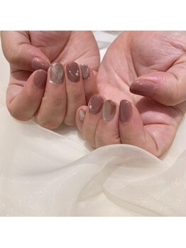 ヴィヴィアンビューティ ネイルアンドアイ Viviean Beauty Nail & Eye/キレイめネイル