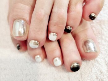 アップネイル/ミラーネイルでフットネイル