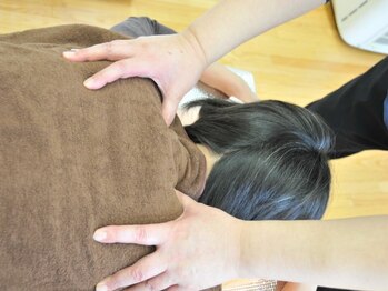 一二三はりきゅう院の写真/慢性的な首肩のこりや痛みも徹底改善！身体の知識に特化し、熟知しているベテランスタッフにお任せ◎