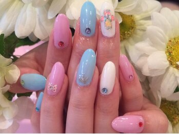 ネイルサロン ヴィヴィスウィート(Nail Salon Vivi Sweet)/一色塗りもガーリー♪