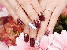 ベルビューティー(belle beauty)/ボルドー×フラワーネイル