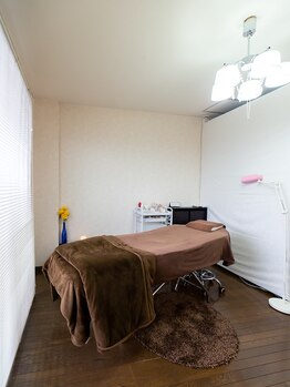 サロン デ エタンセル(Salon de etincelle)/