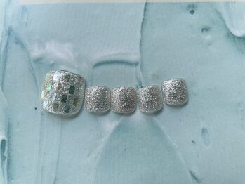 ネイルアンドアイラッシュスタジオ シュシュ(chouchou)/きらきらフット・サンプル多数