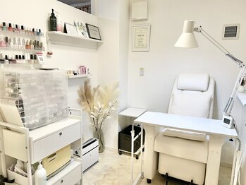 ネイルサロン ラシュレ(rassurer)