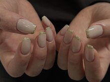 kaede担当　ラメフレンチ