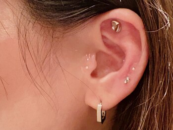 コーシェリ(koselig)/耳ツボジュエリー