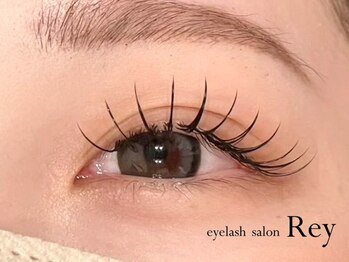 レイ 大名福岡店(Rey)の写真/LEDエクステ,フラットラッシュ,アンドヘルシー等豊富にご用意◎韓国風束感仕上げも![天神/眉毛/マツエク]