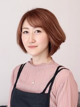 サロンドルブラン(Salon de LEBLANC) 牛塚 麻衣