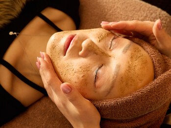 ユズリハ(Yuzuriha)/フェイシャルエステ