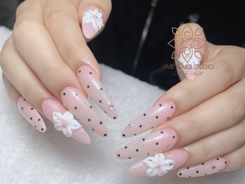 ウメネイルスタジオ(UME NAIL STUDIO)/長さだしやり放題×つけ放題