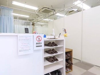 鍼灸指圧マッサージ新高円寺治療室/当院の受付風景です