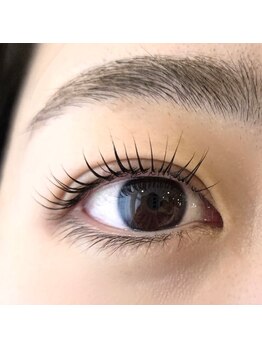 リチェルカ(ricerca)の写真/持続力が高いと人気のまつげパーマ☆自まつげの負担も最小限に抑えてモチもUP！理想の目元で女子力UP◎