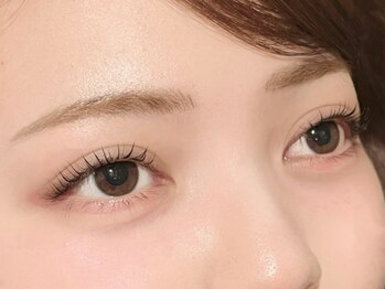 ベリー 草薙店(VERY)の写真/トレンドの韓国・束感まつげも[まつげパーマ/パリジェンヌラッシュリフト/ハリウッドブロウ/清水草薙駅]