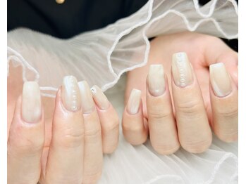 モンルポ 大阪梅田店(MonRepos)/ホワイトパールネイル